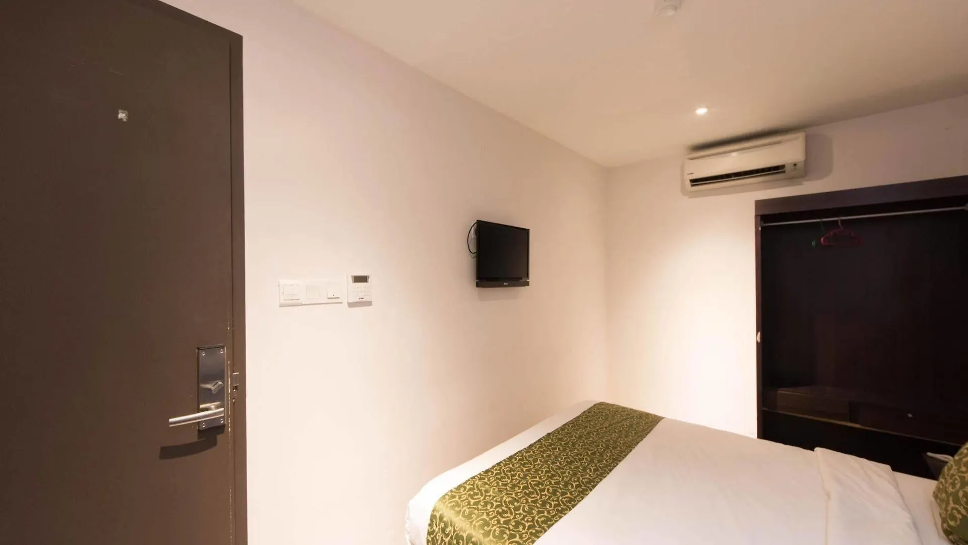 Swing & Pillows - Kl Pekeliling Kuala Lumpur Hotel